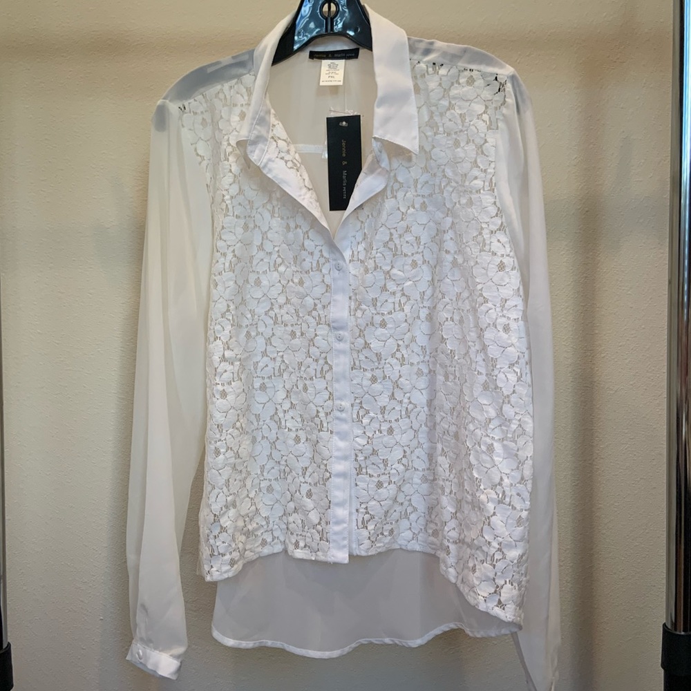 Women's Petite White Boho Floral Lace Blouse - NWT